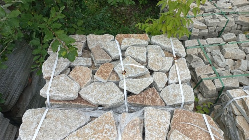 Гранитный плитняк галтованный для парковки купить в Волгограде