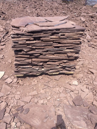 Плитняк лемезит бордовый для цоколя 1,5-2 см купить в Волгограде