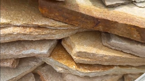 Плитняк златолит жёлтый золотистый для отмостки купить в Волгограде