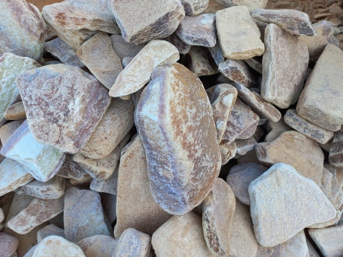 Златолит жёлтый, жёлто-зелёный глыбки и валуны для ланшафтного дизайна купить в Волгограде