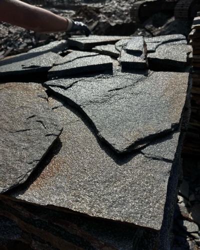 Плитняк златолит серебристый для фасада купить в Волгограде