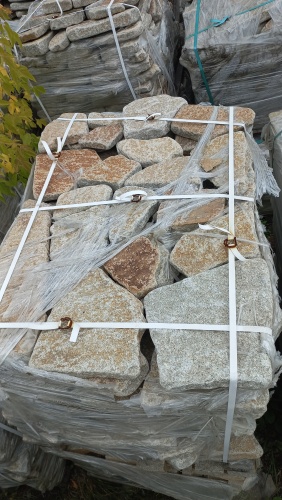 Плитняк галтованный гранитный для ландшафтного дизайна купить в Волгограде