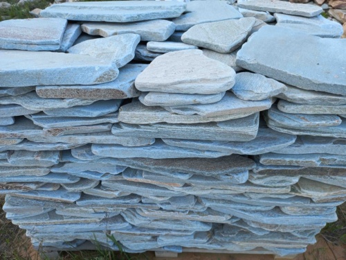 Плитняк златолит зелёный галтованный для цоколя купить в Волгограде